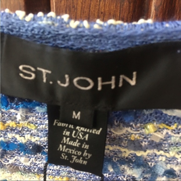 ST. JOHN NEW WITH TAGS SWEATER MED BUT WEARS LIKE… - Picture 2 of 15
